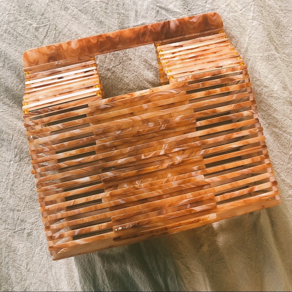 Anthropologie Magnetic Clutch
